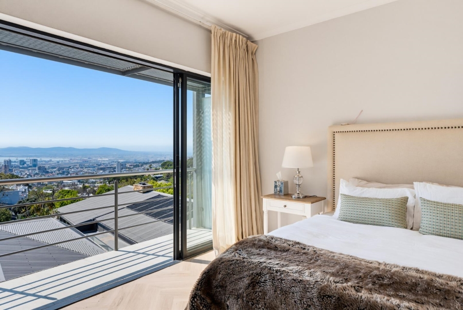 3 Bedroom Property for Sale in Higgovale Western Cape
